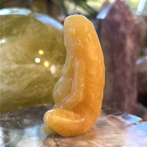 🎄SALE🎄Orange Calcite Mother Earth Carving! - Picture 6 of 8